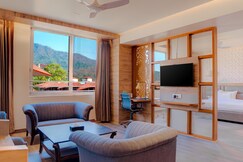 Hotel Vasundhara Palace