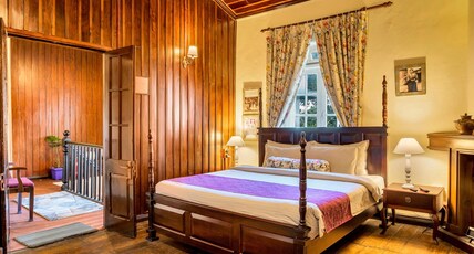 Sterling Park Kalimpong Room Type - Maharaja Dinajpur Family Suite
