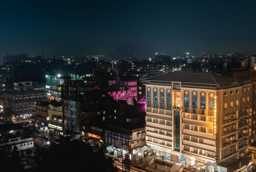 Vishwaratna Hotel