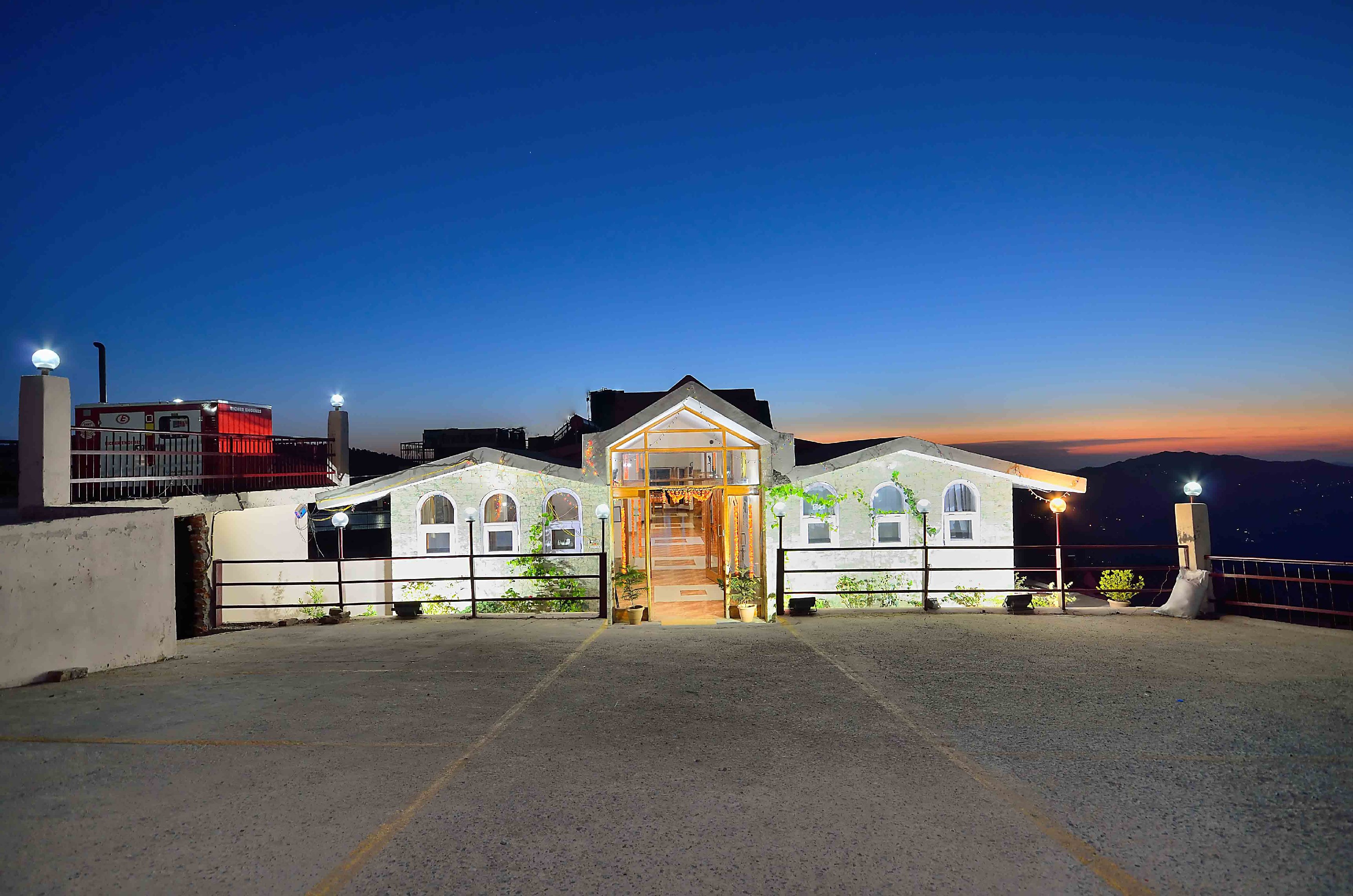 Address of Hotel Grand Sunset