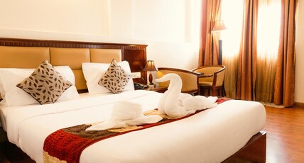 Hotel Mohit Near Mall Road Room Type - Premium Room