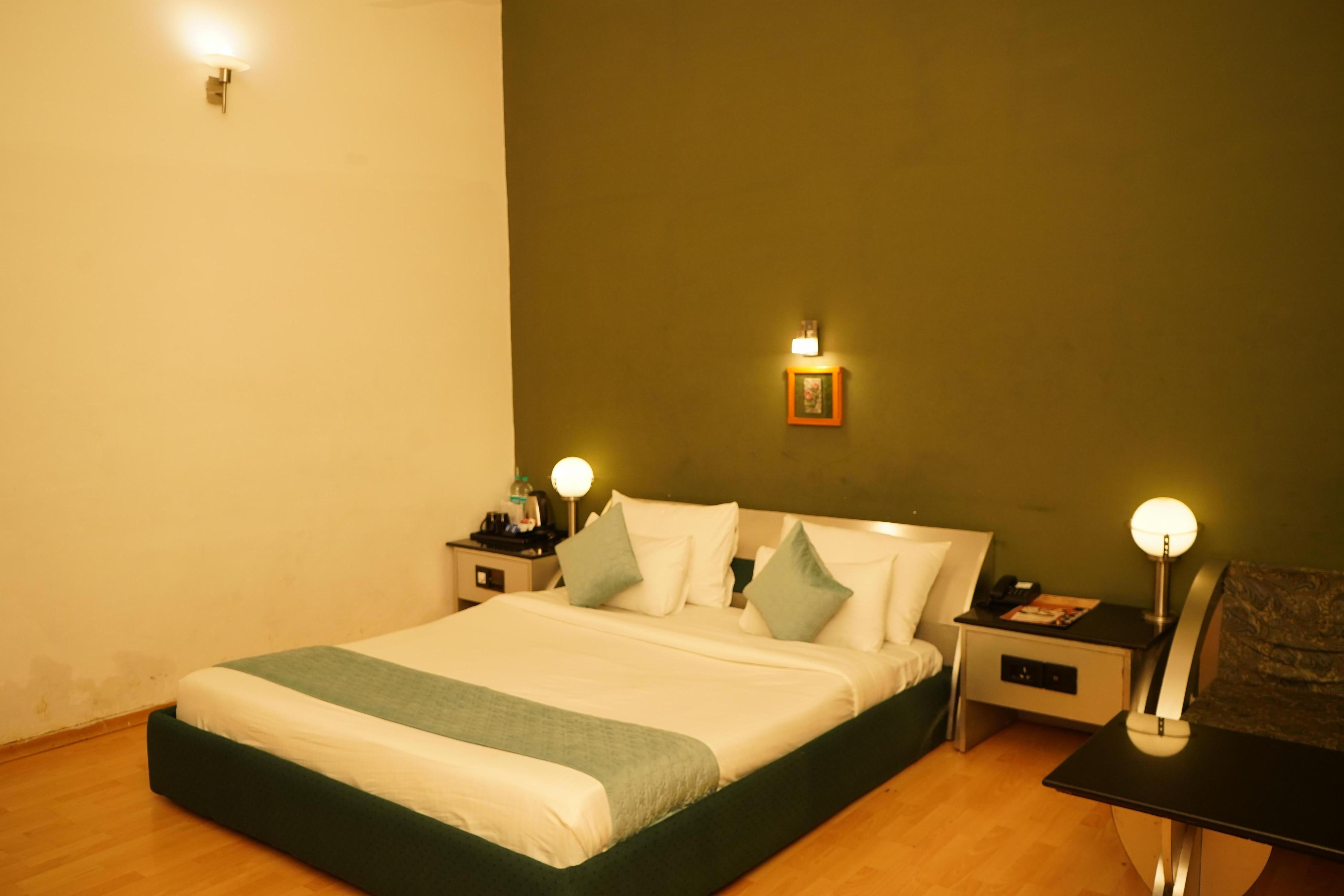 DNC Shevaroys Resorts & Spa Room Type - Orchid Room