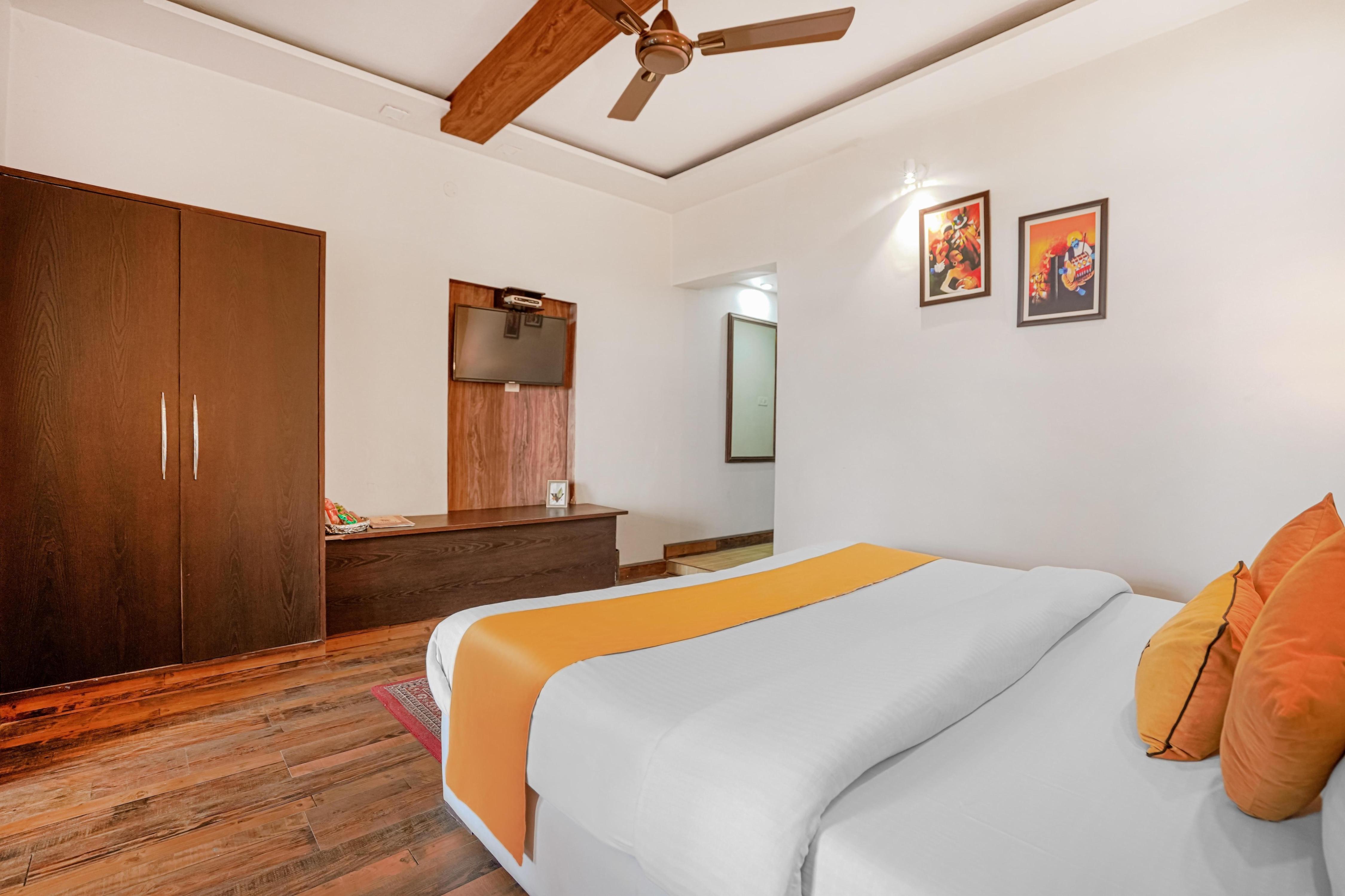 Pax Hotel ARK | Mall Road | Dalhousie - Tap to explore photos