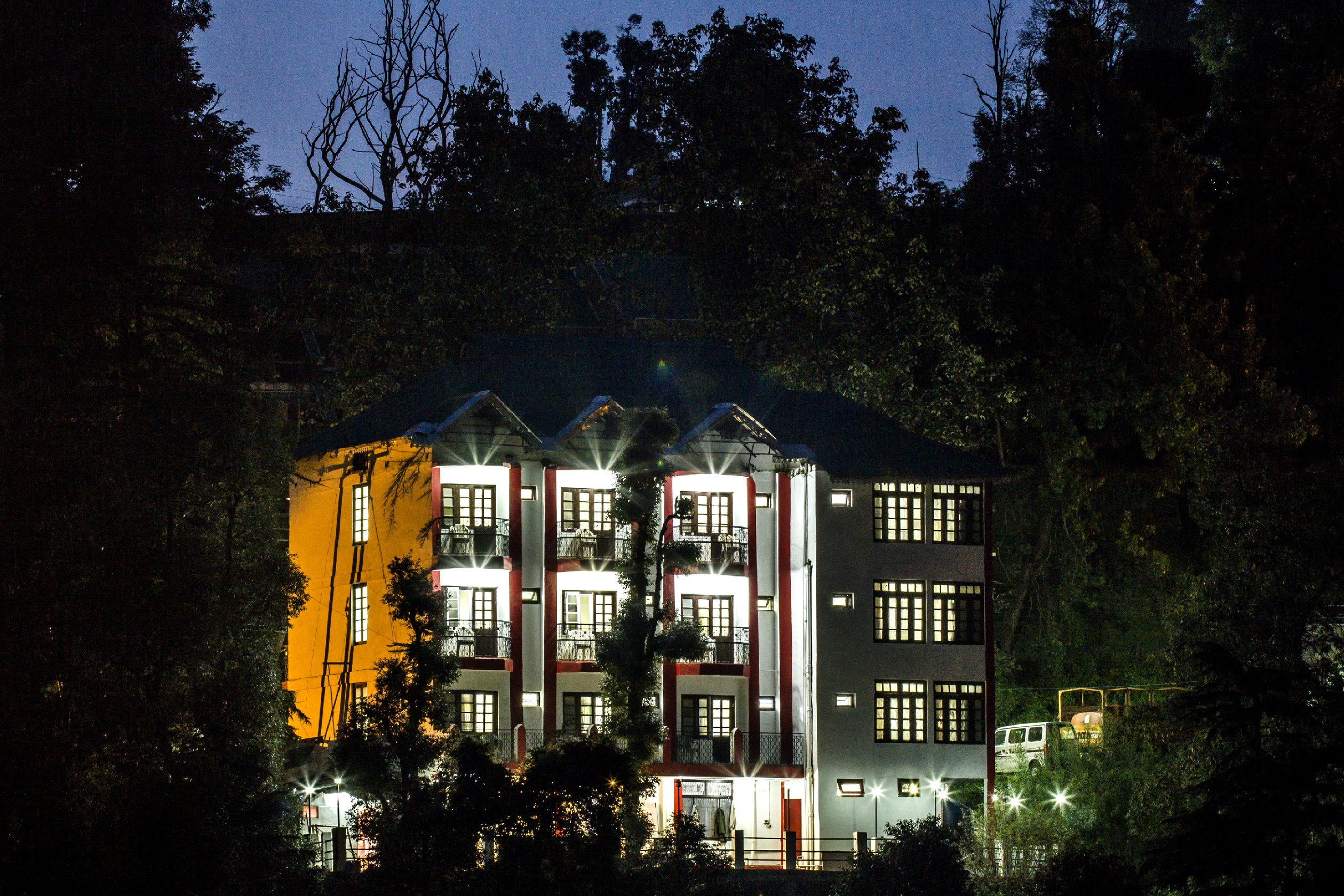 Hotel Himgiri Dalhousie