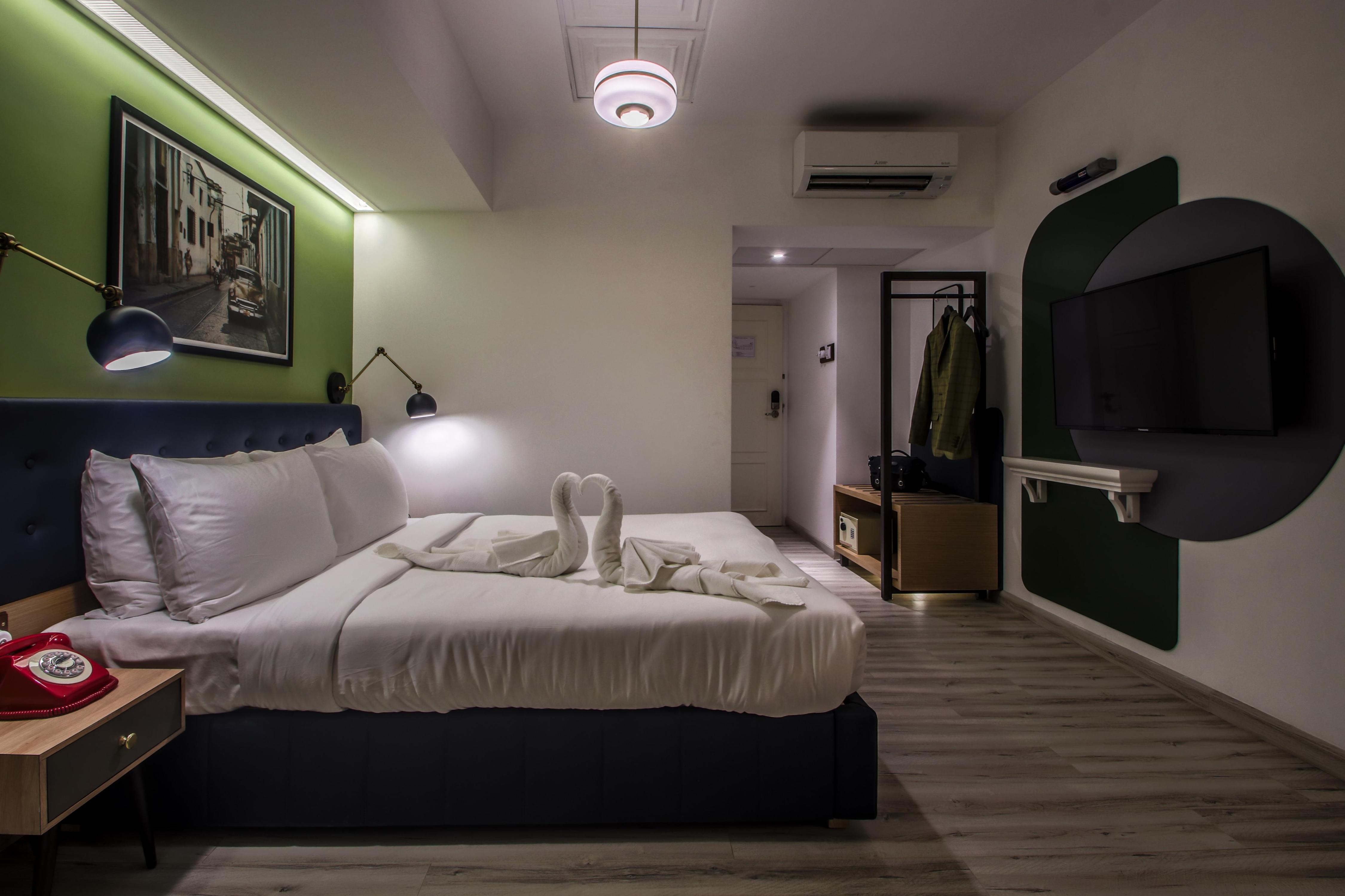 T24 Retro Room Type - Executive Rooms