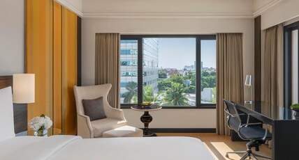 The Raintree St. Marys Road Room Type - Deluxe Corner