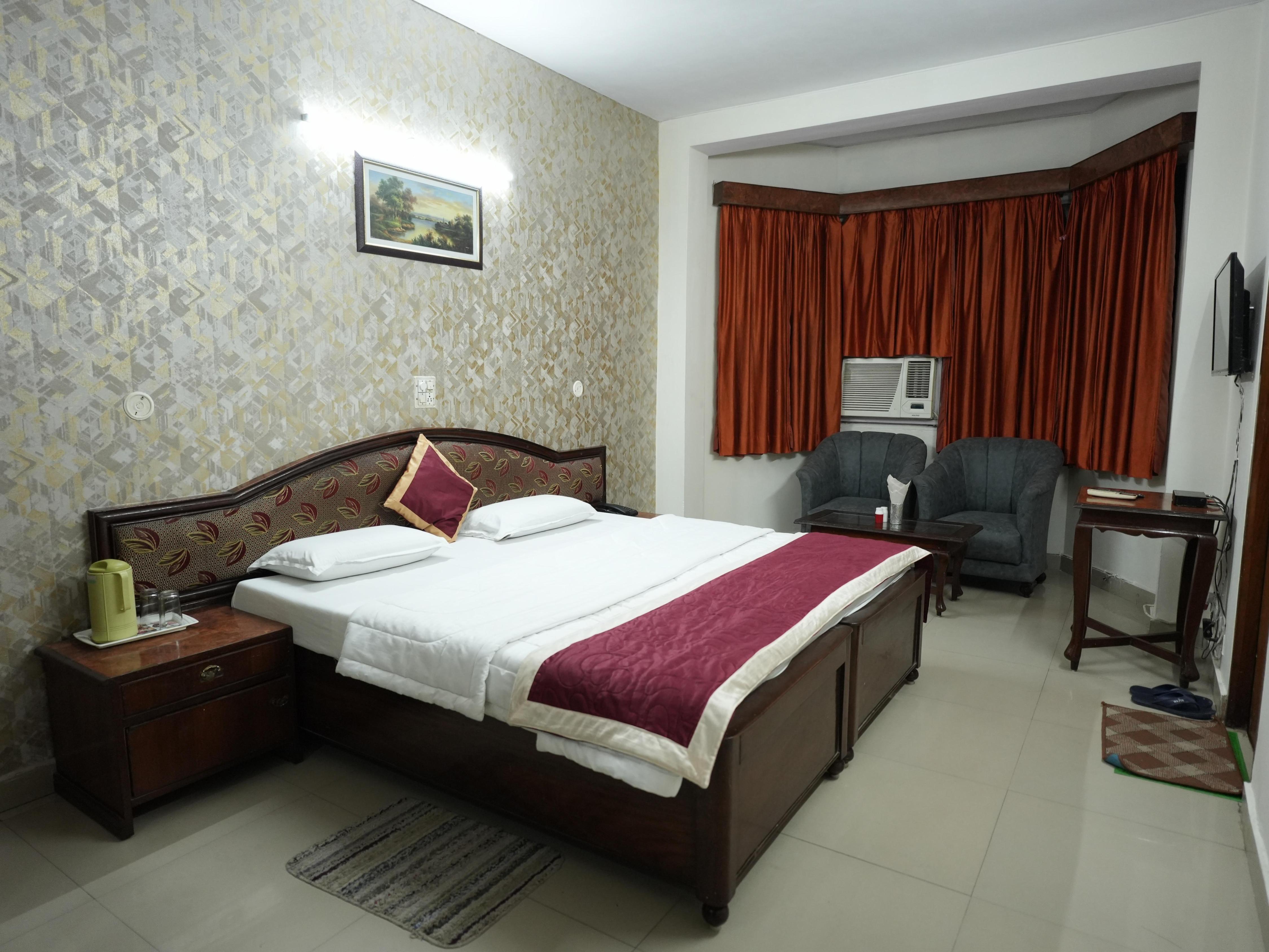 Hotel Vishwanath - Tap to explore photos