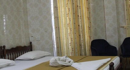 Lake Palace Family Resort Room Type - Deluxe Room Ac Lake Palace Family Resort Room Type - Deluxe Room Ac