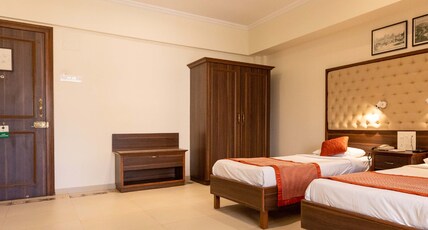 West End Hotel Room Type - Deluxe Twin Room