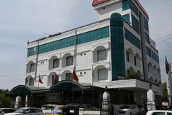 Hotel Ajay International