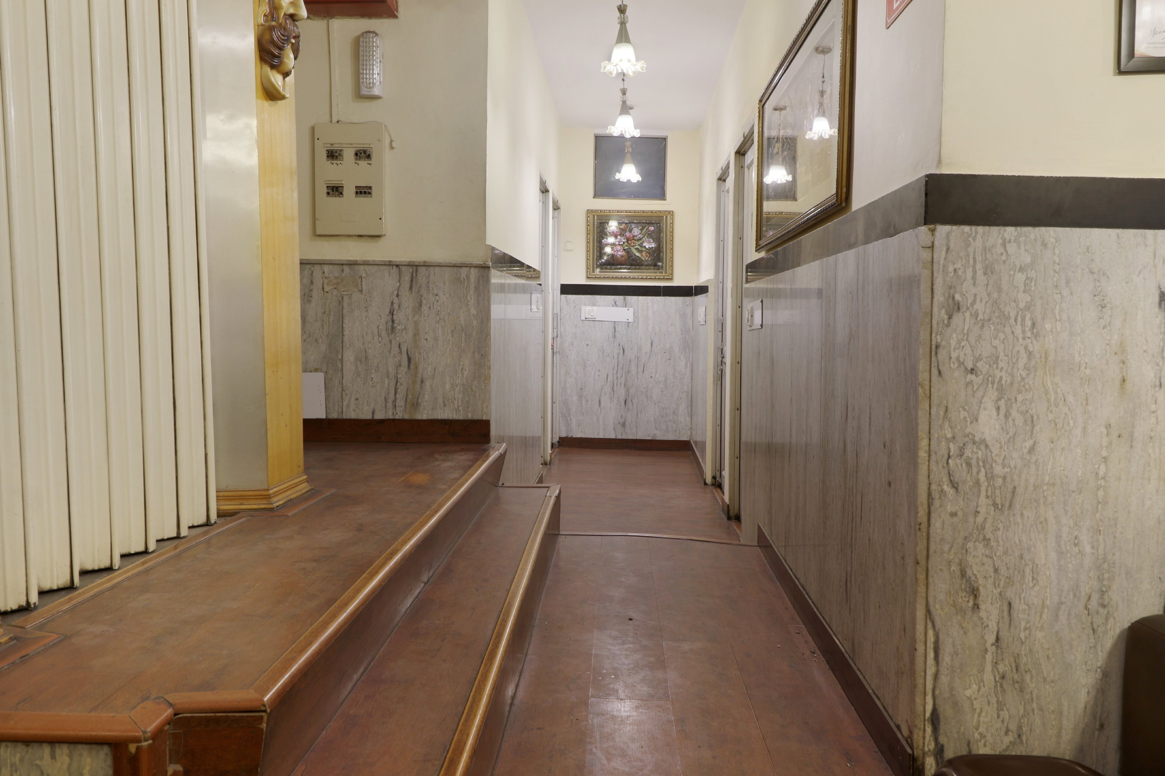 Hotel Lals Haveli - Tap to explore photos