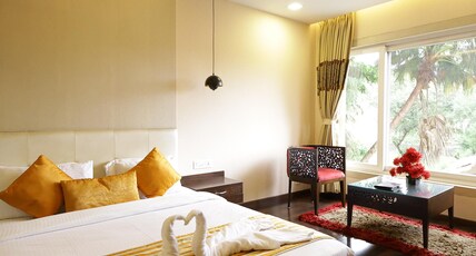 Kailash Parbat Room Type - Royale Suite