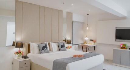 Pink Pearl Hotel By Chokhi Dhani Room Type - Premium Room