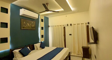 Hotel Meeraa Mahal Room Type - Standard rooms