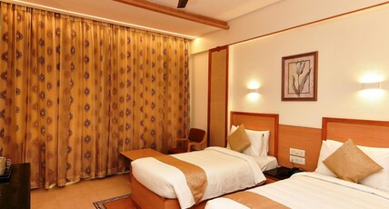 Hotel Roopa Room Type - Twin Luxury AC