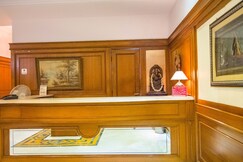 Hotel Maurya Residency