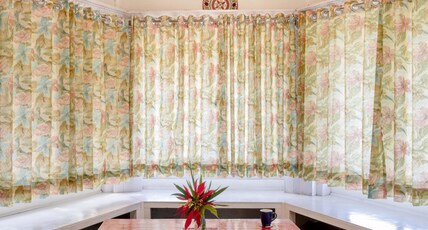 The Cottage Room Type - English Country Room