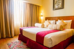 Featherlite Evoma Hotel