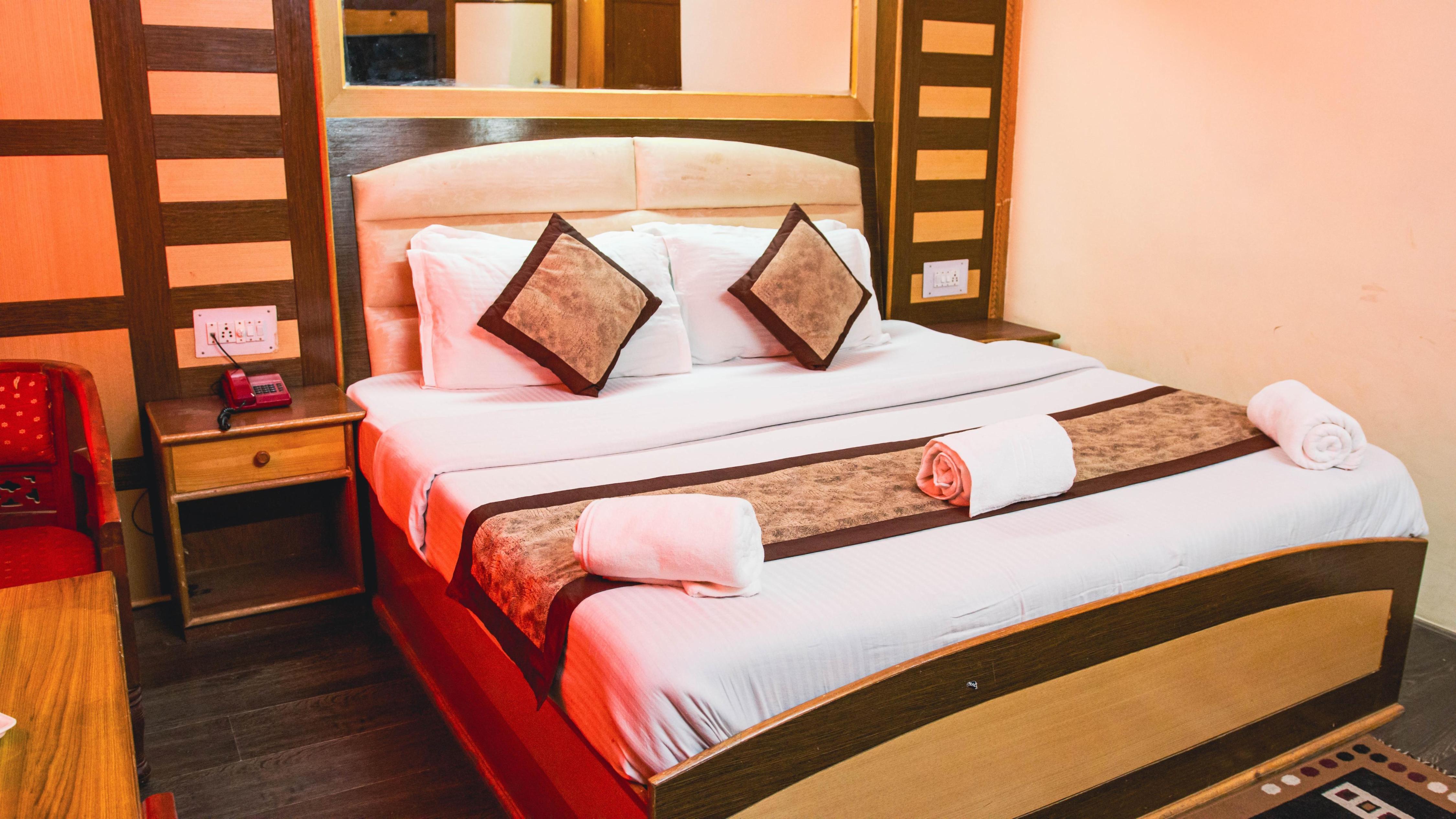 Hotel Neha Palace - Tap to explore photos