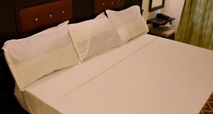 Gokulam Resorts Room Type - STANDARD AC