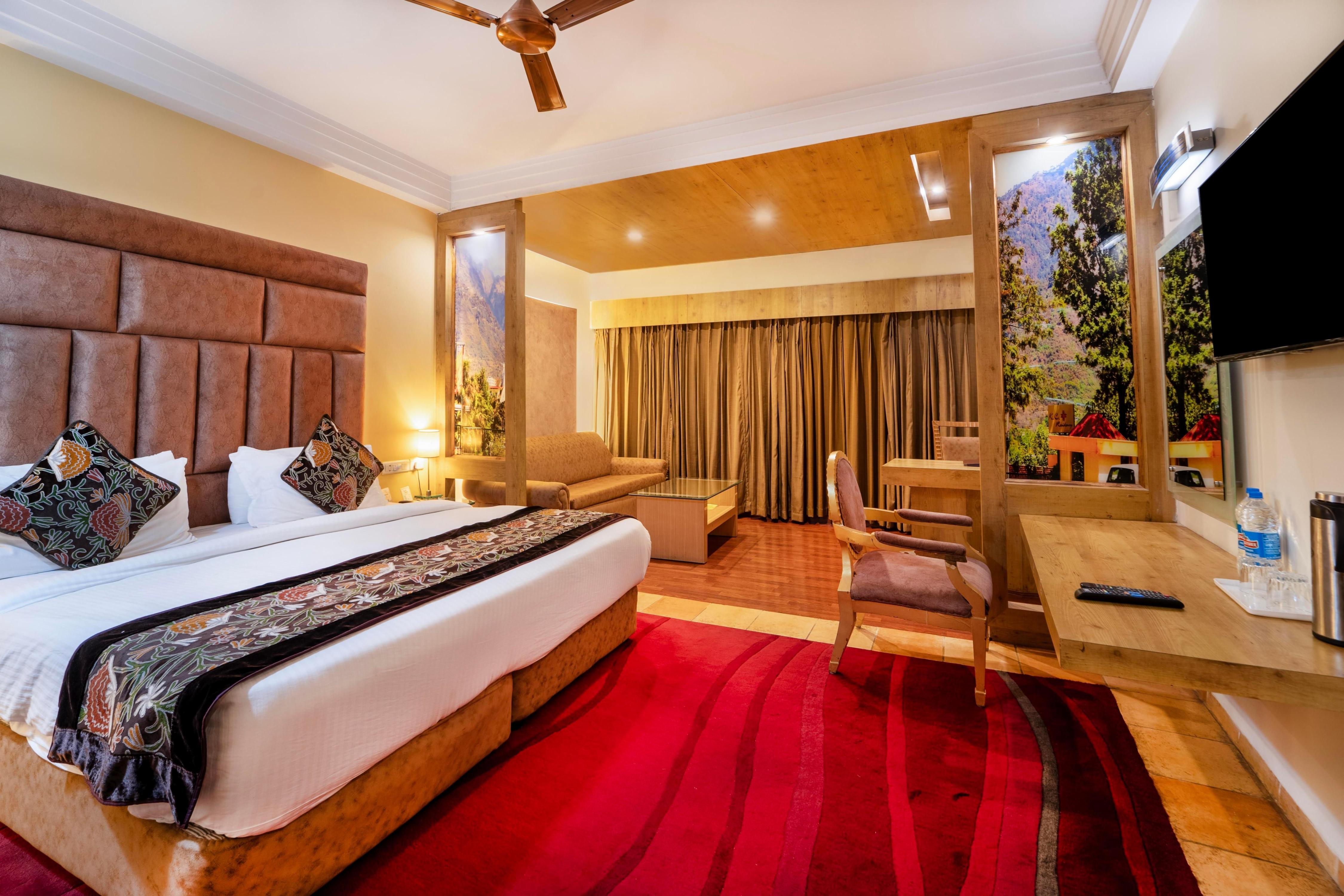 K.C. Residency Room Type - Luxury Room Shrine View