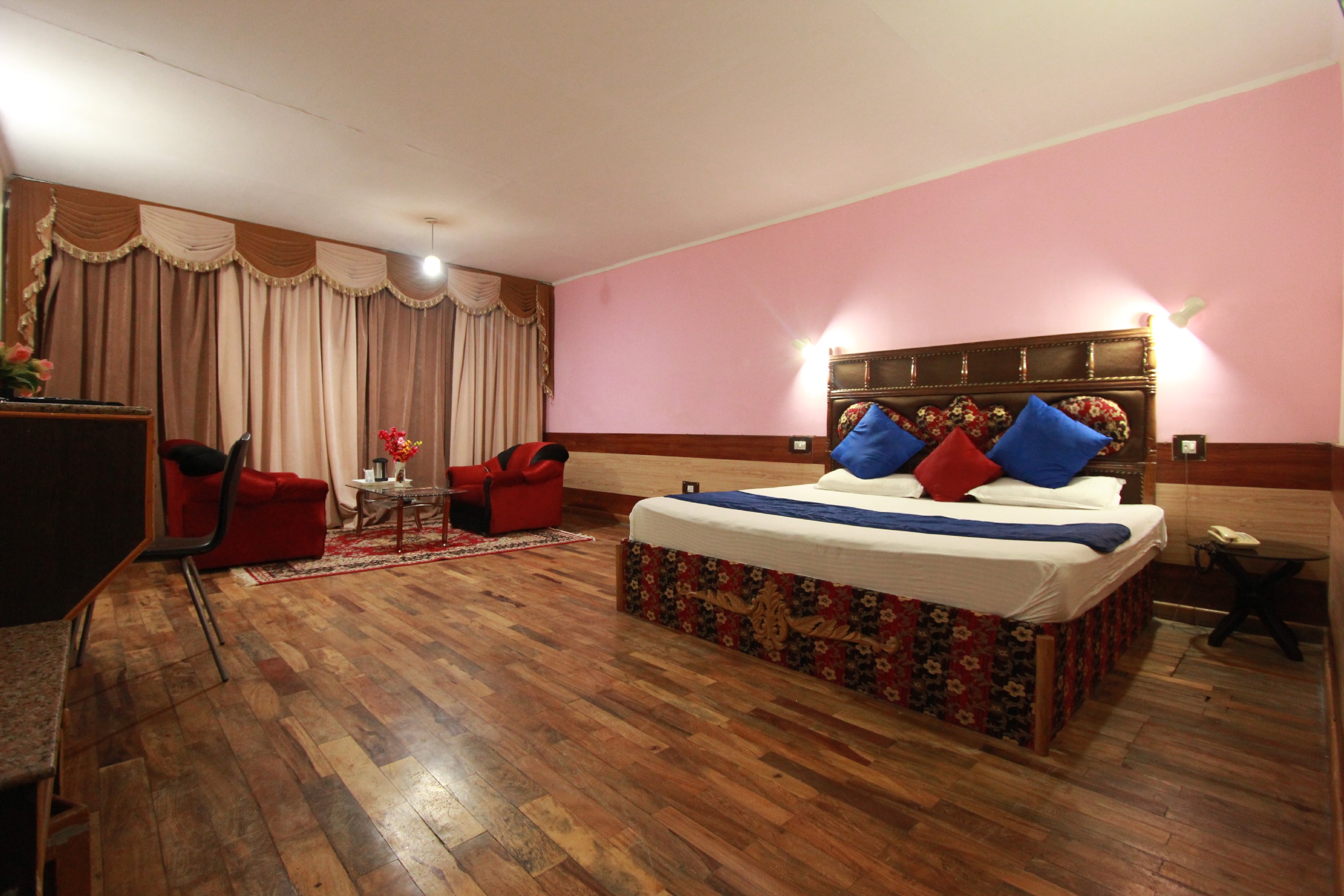 Hotel Ishaan (2 Min drive From Mall Road) - Tap to explore photos