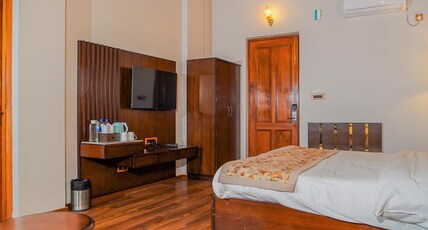Neelesh Inn - Luxury Lake View Resort with Swimming Pool on Bhimtal Lake Room Type - Premium Room with Garden View on First Floor Neelesh Inn - Luxury Lake View Resort with Swimming Pool on Bhimtal Lake Room Type - Premium Room with Garden View on First Floor