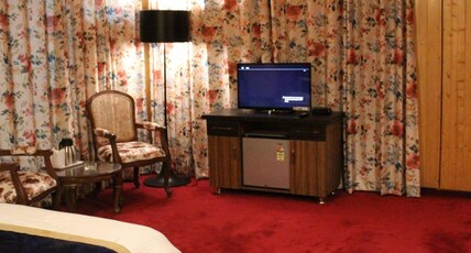 Hotel forest View Room Type - Premium Room
