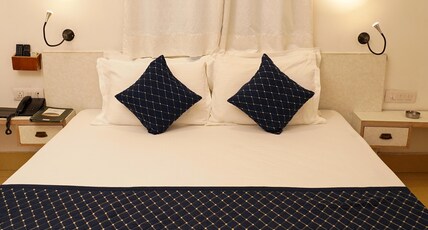 SIRMOUR RETREAT Room Type - Wood House I