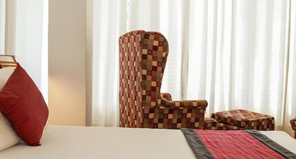 SIRMOUR RETREAT Room Type - WOOD HOUSE II