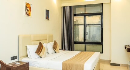 The Orion Express- Kailash Colony Room Type - Suite Room