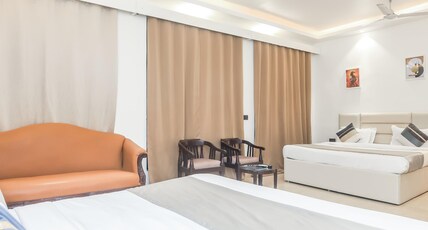 The Orion Express- Kailash Colony Room Type - Family Suite Room