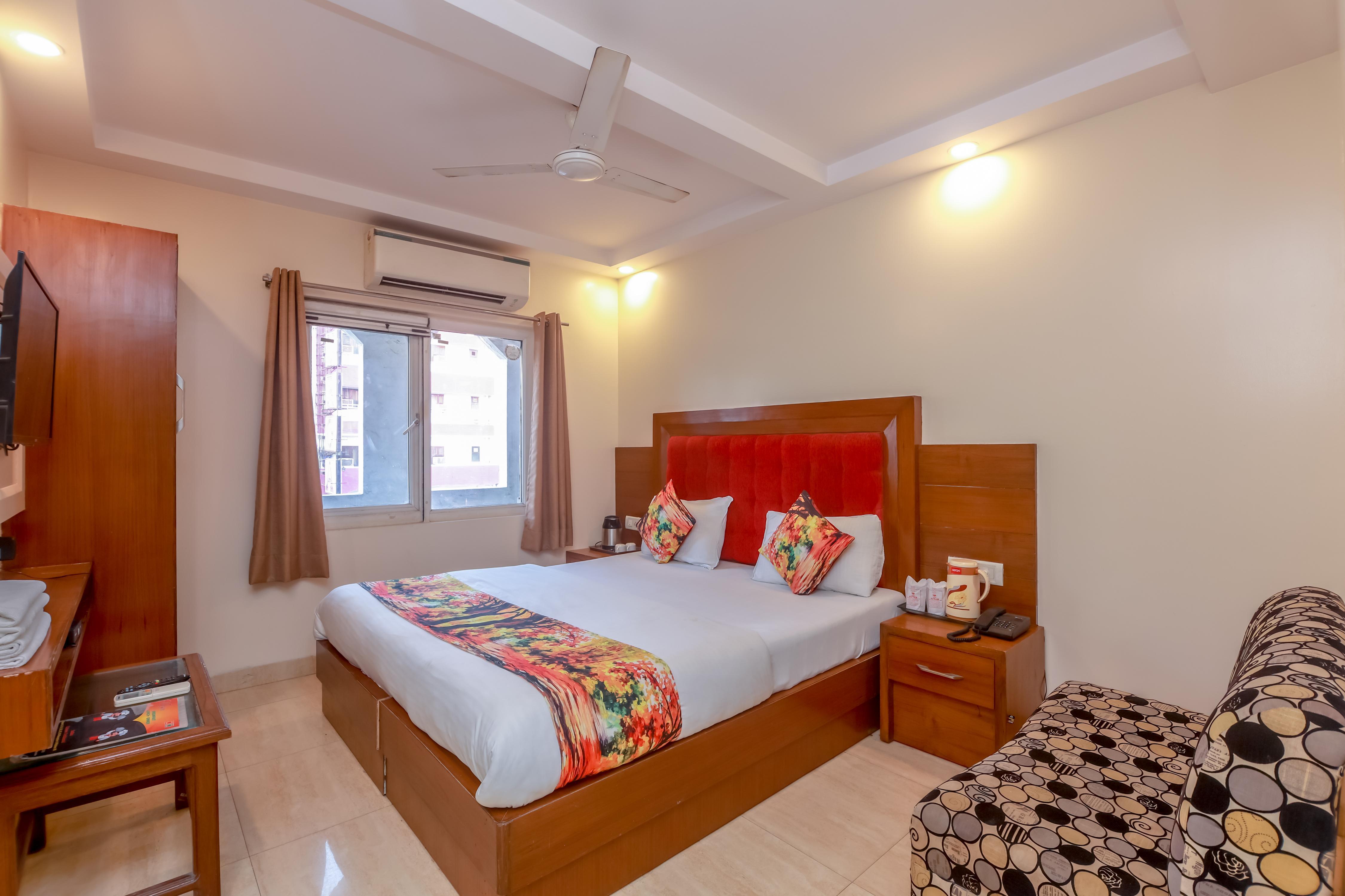 Hotel Avtar Room Type - Deluxe AC Room