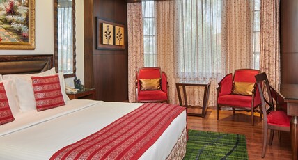 Mayfair Convention Room Type - Deluxe Room King