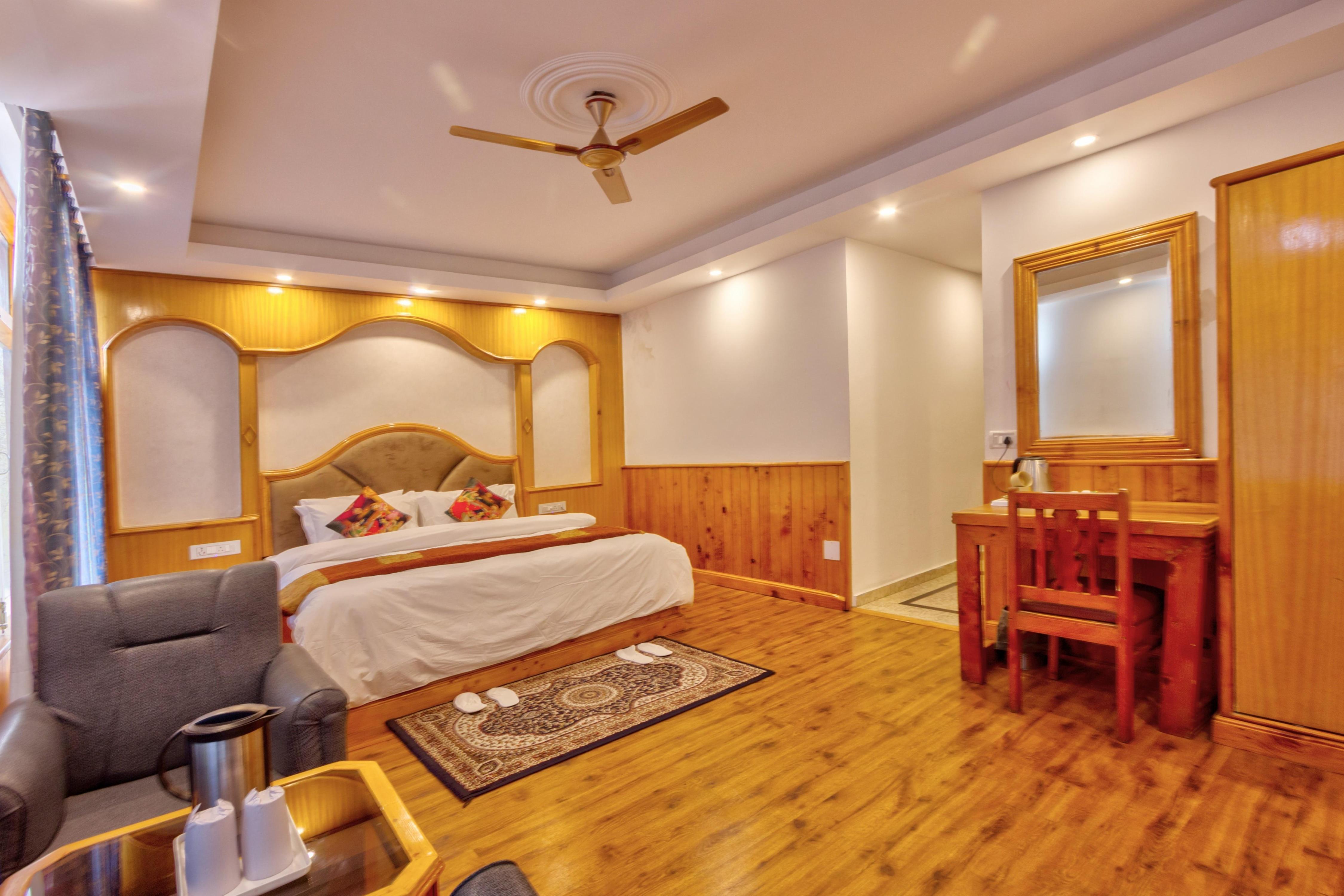 Hotel Jupiter Room Type - Super Deluxe Room