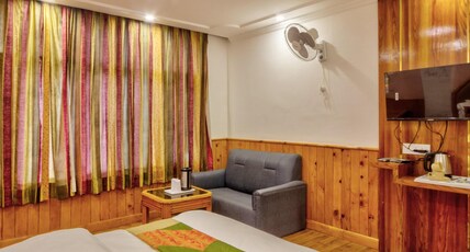 Hotel Jupiter Room Type - Deluxe Room