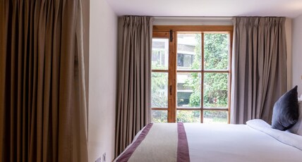 Marigold Sarovar Portico, Shimla: Heated Pool & Cottages (AC Resort & Spa, Play Area) Room Type - Villa Elegant Room