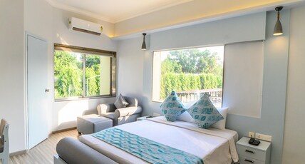 Sinclairs Siliguri Room Type - Premier Room