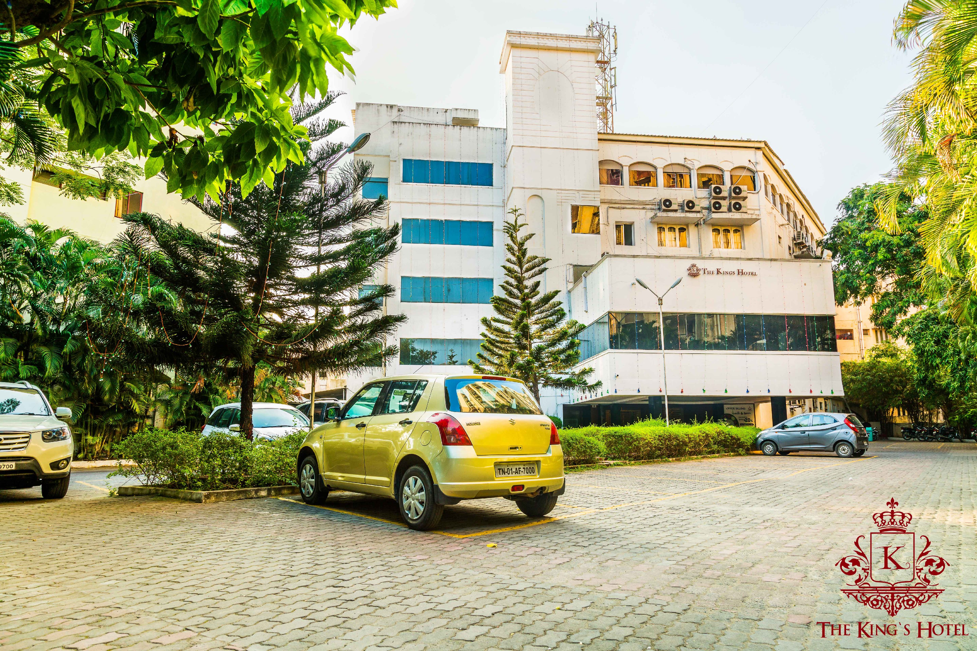 Kings Hotel Egmore - Tap to explore photos