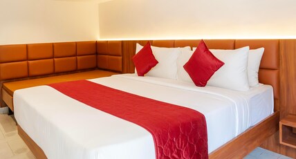 MGM Velankanni Residency Room Type - Family Room - King and Single Bed - Balcony