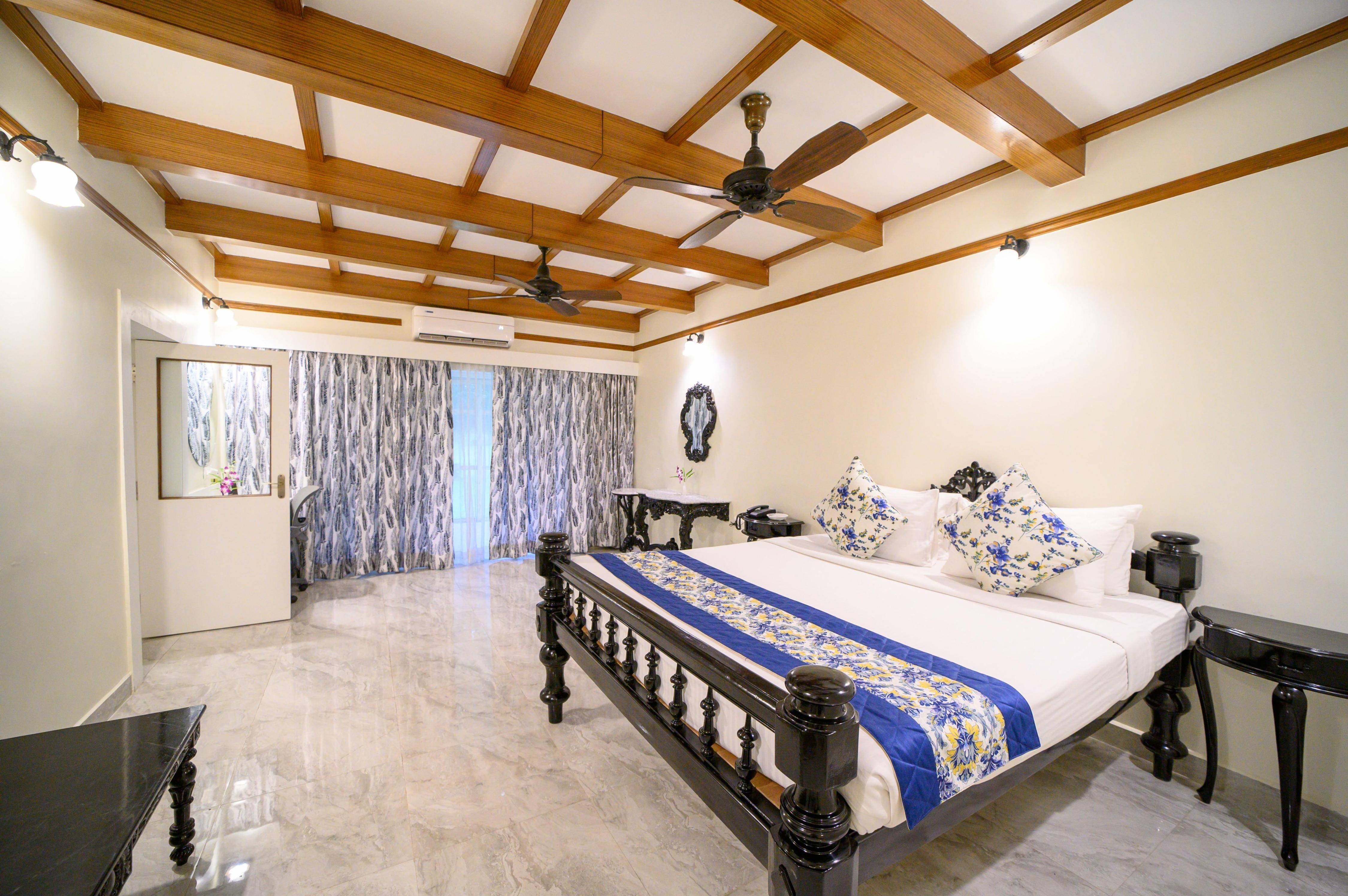 Sinclairs Retreat Dooars Room Type - Premier Suite (With Bathtub)