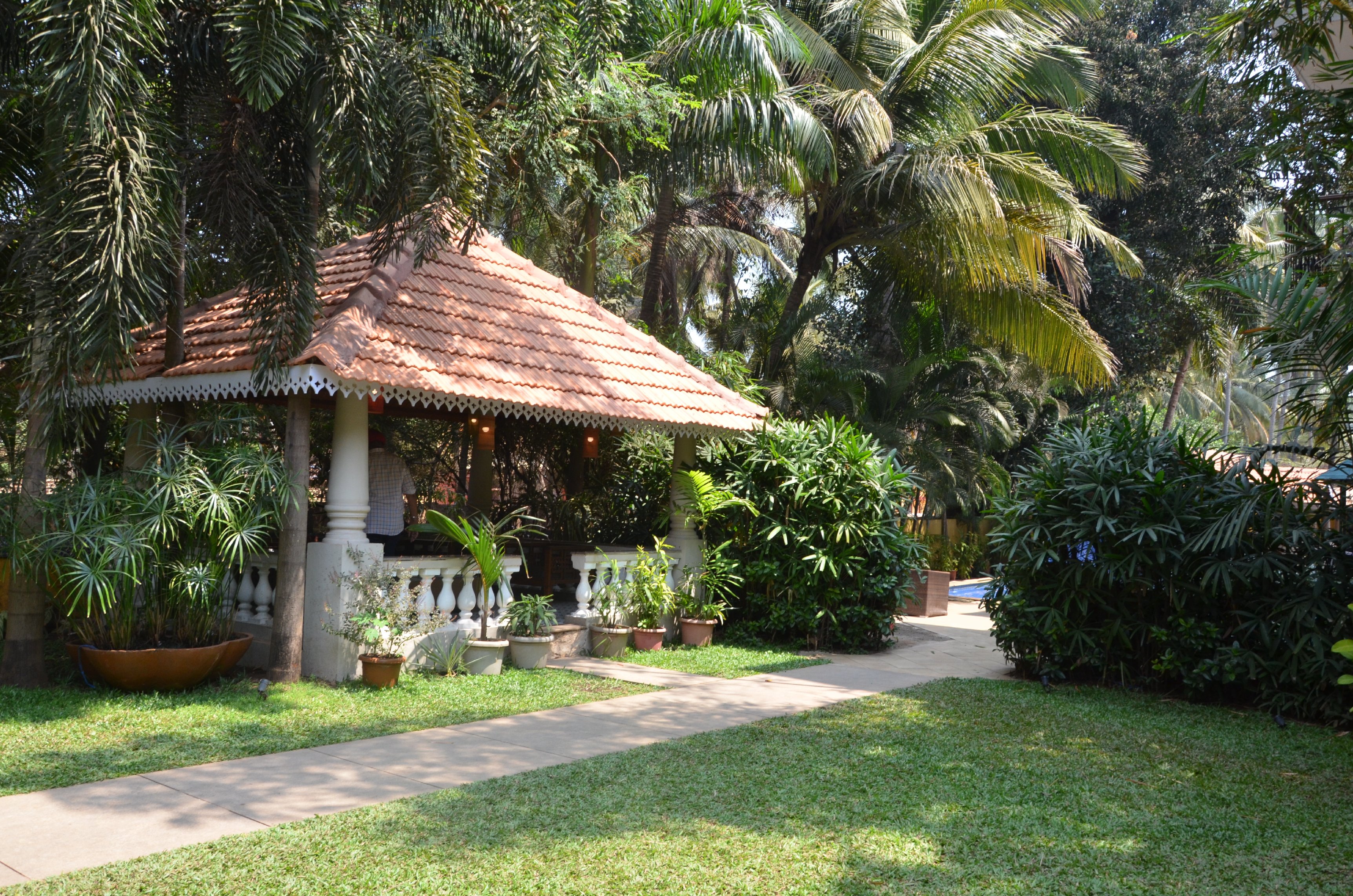 Tangerine Boutique Resort - Tap to explore photos
