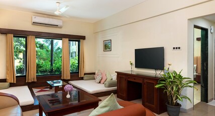 Camel Valley Resort and SPA Room Type - Executive Suite with Living Room (500 Sq Ft) Camel Valley Resort and SPA Room Type - Executive Suite with Living Room (500 Sq Ft)