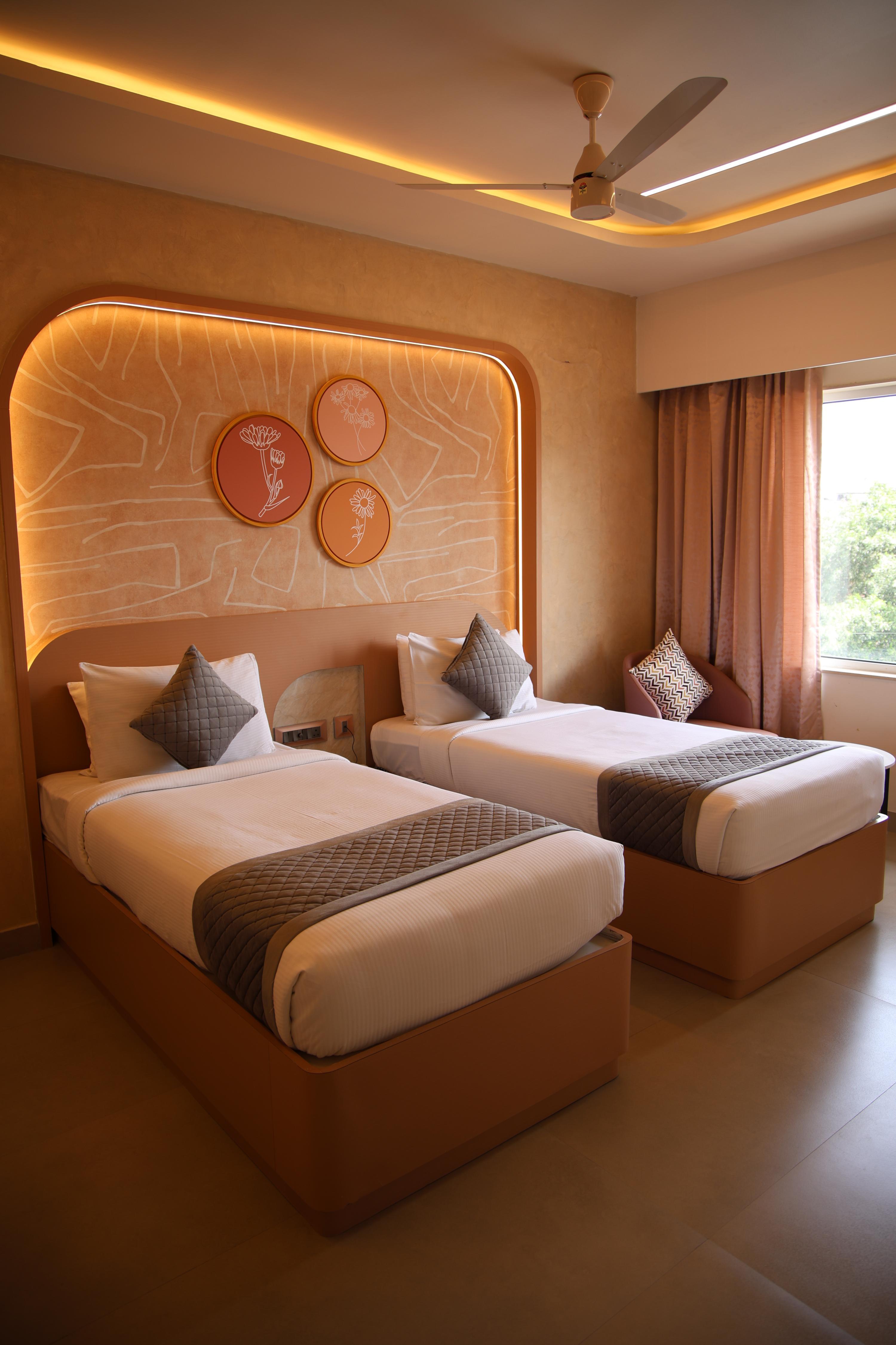 Hotel Rathna Residency Room Type - STUDIO ROOM