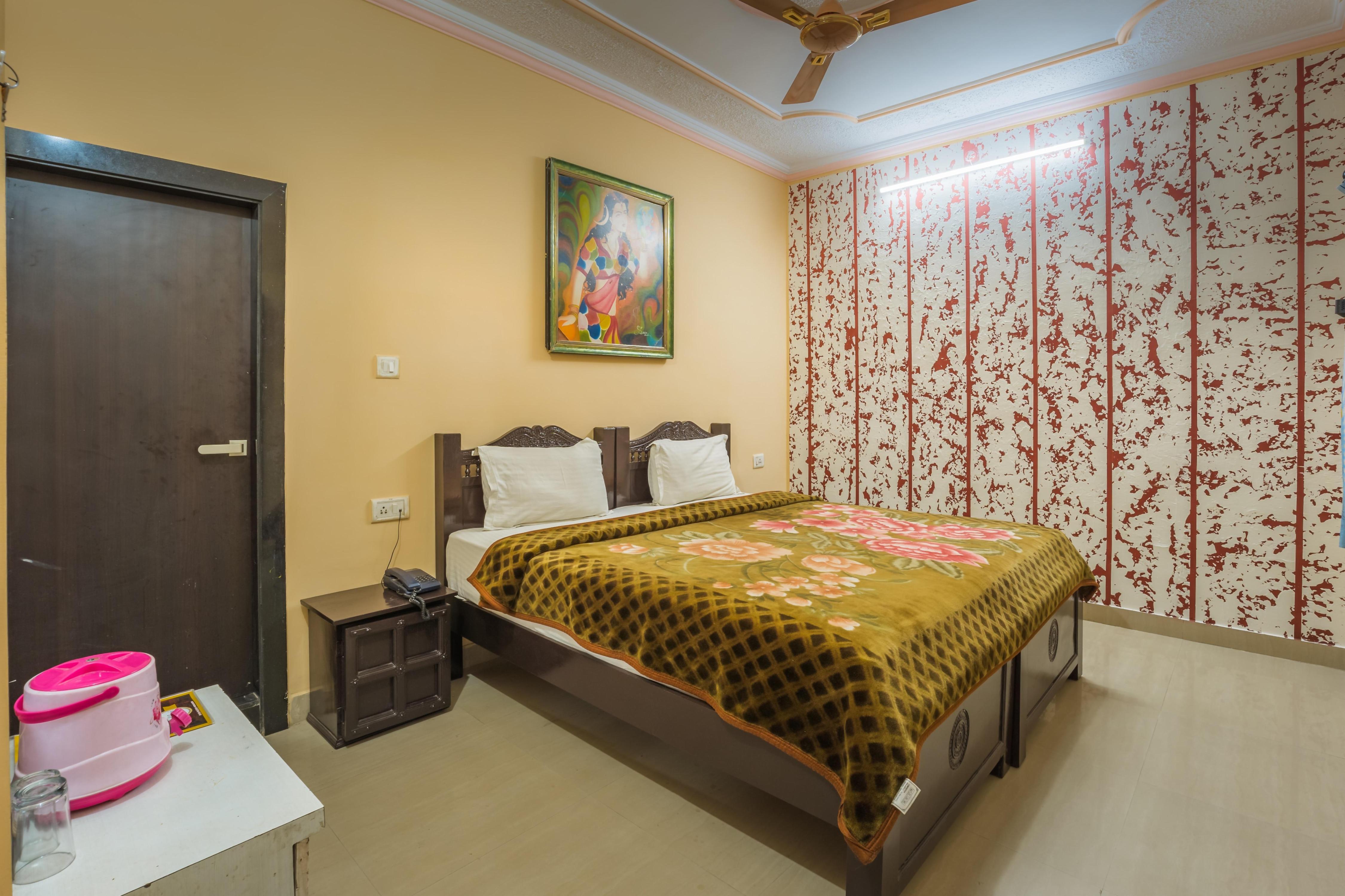 Hotel Prince - Near Jaisalmer Fort Room Type - Deluxe Room Hotel Prince - Near Jaisalmer Fort Room Type - Deluxe Room