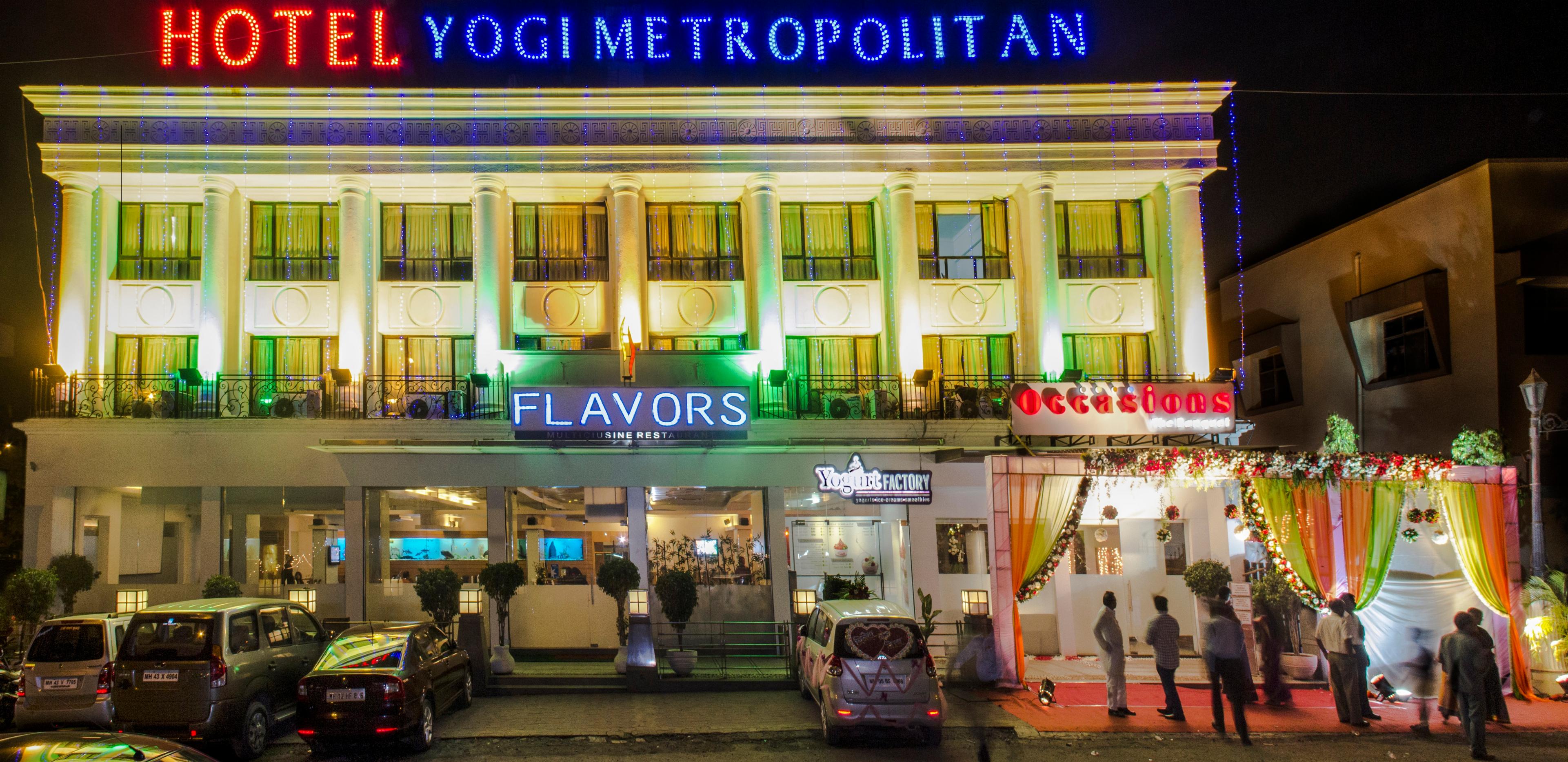 Yogi Metropolitan - Tap to explore photos