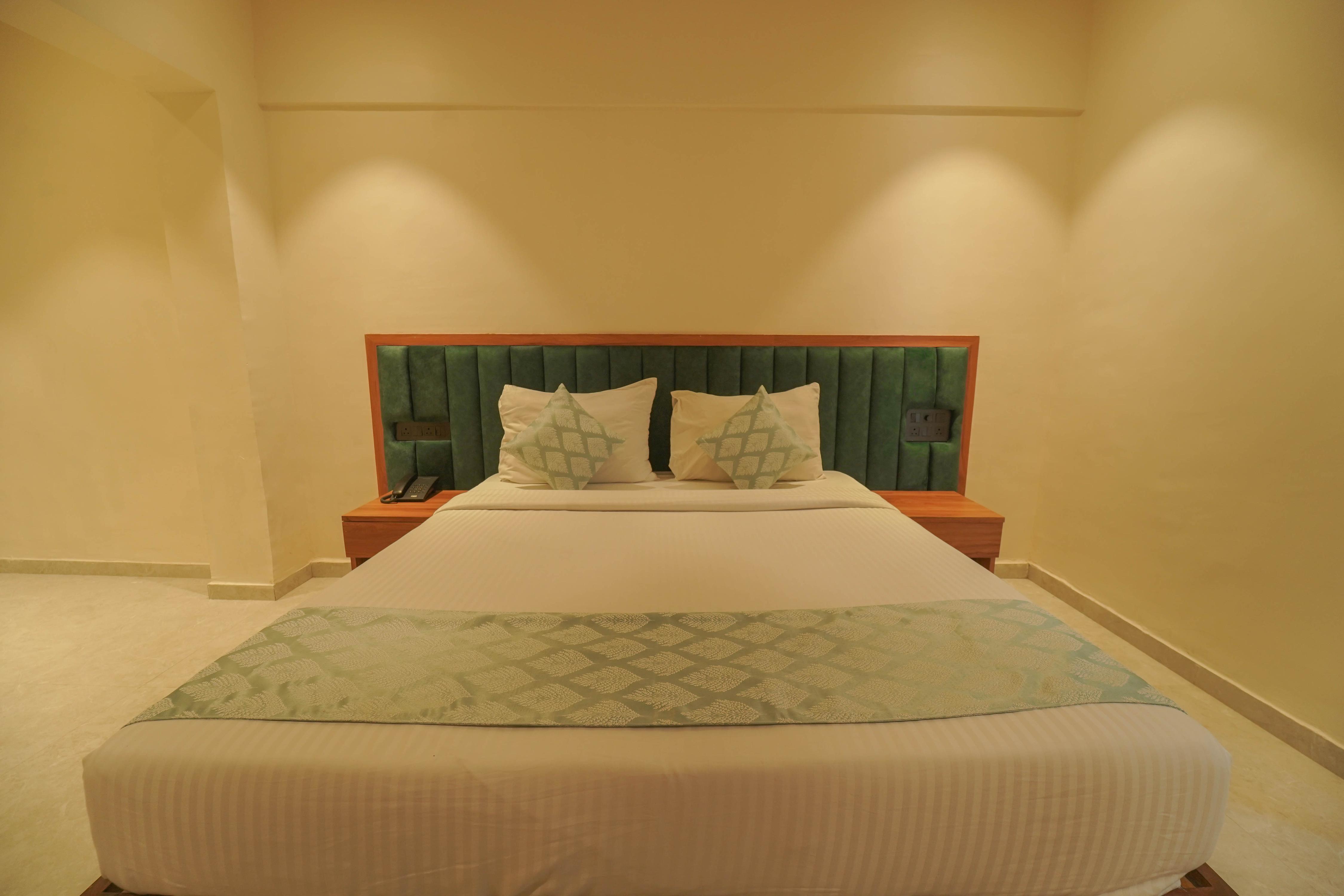 Star Regency Resort & Spa - Tap to explore photos