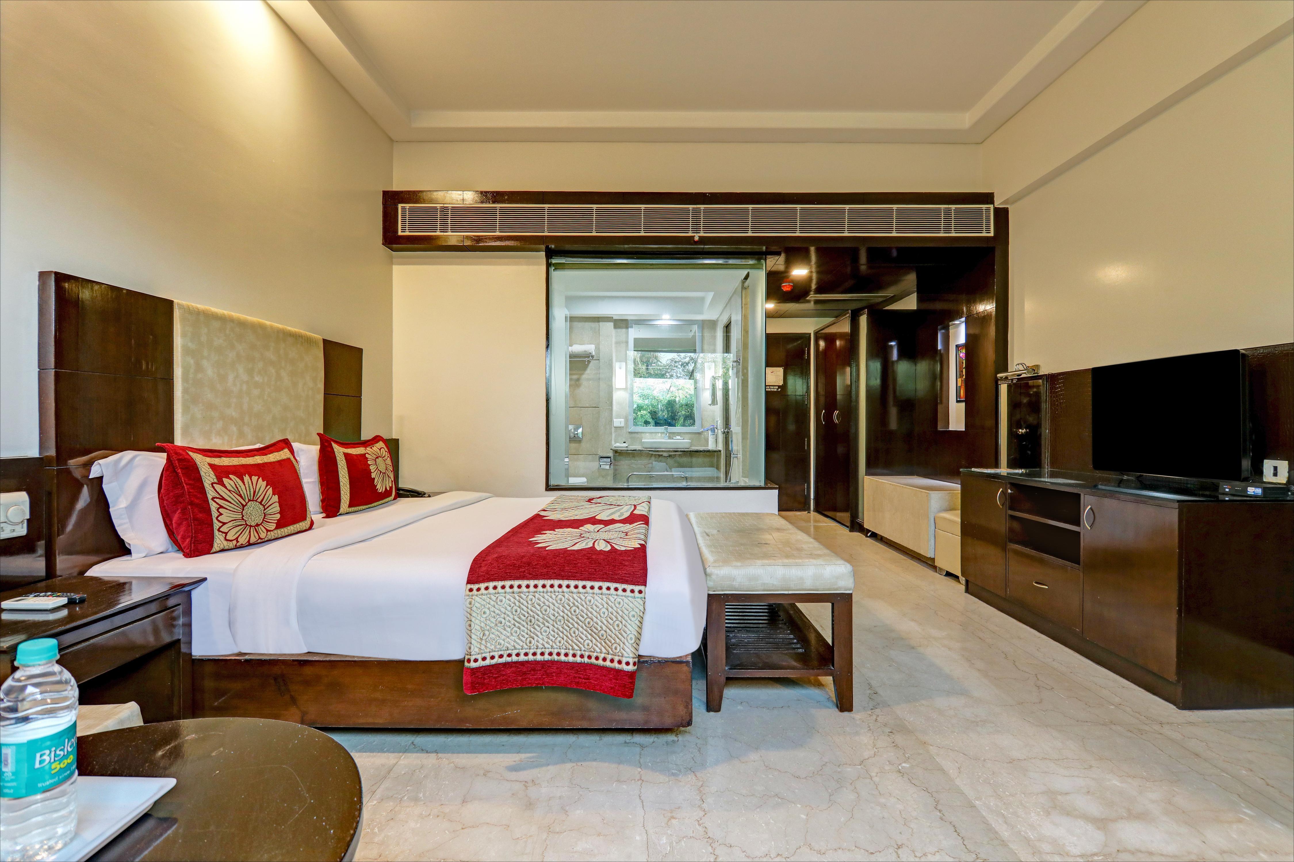 Hotel Airport Residency Room Type - Luxury Room