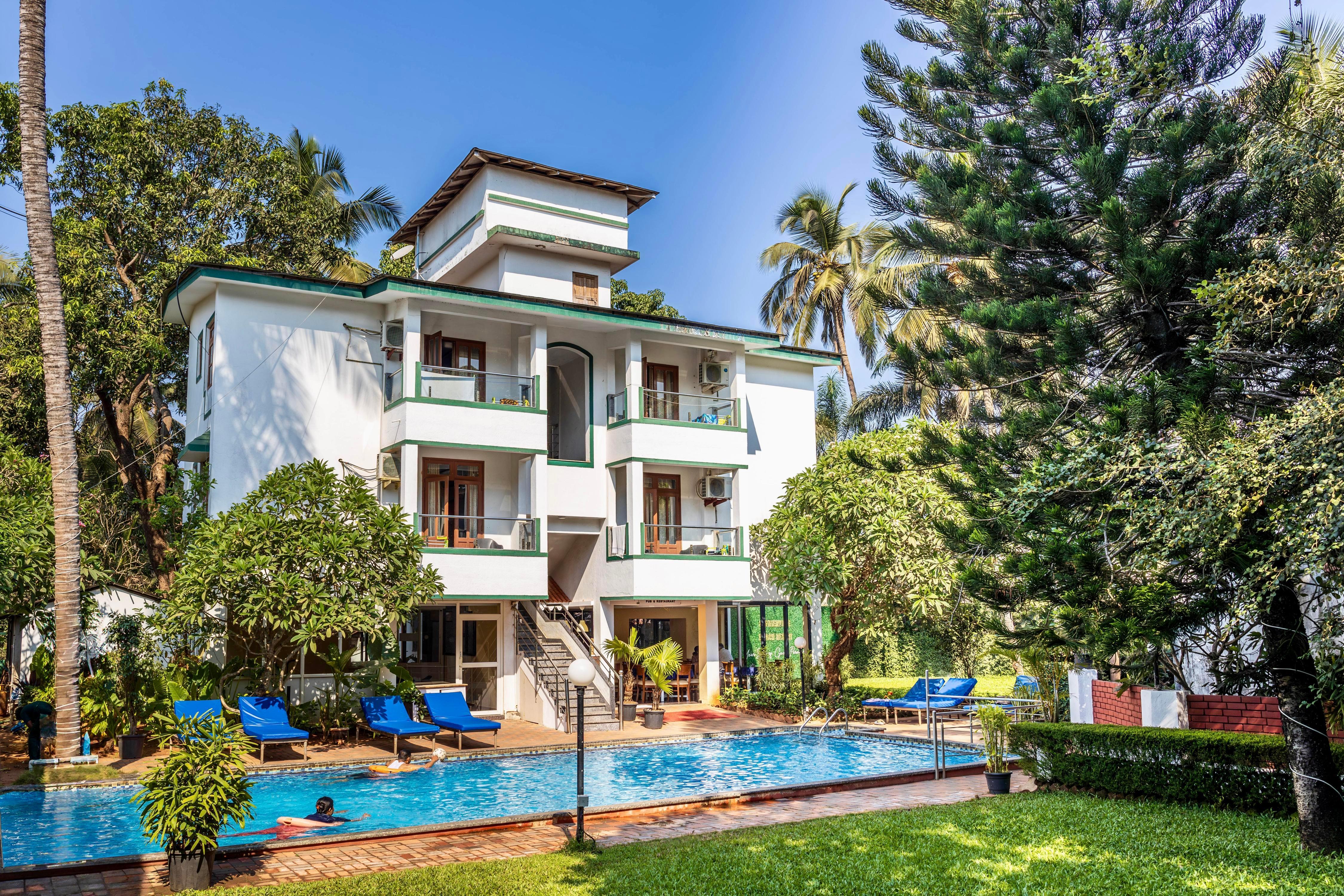 Summerville Beach Resort- Near Candolim Beach