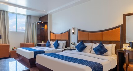 Hotel Aura @ 5 min from New Delhi Railway Station and Connaught Place Room Type - Family Room